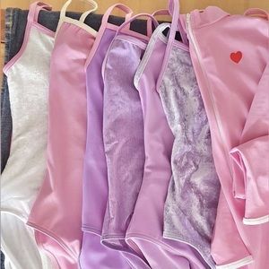 💗ISO💗 Yumiko leotards!